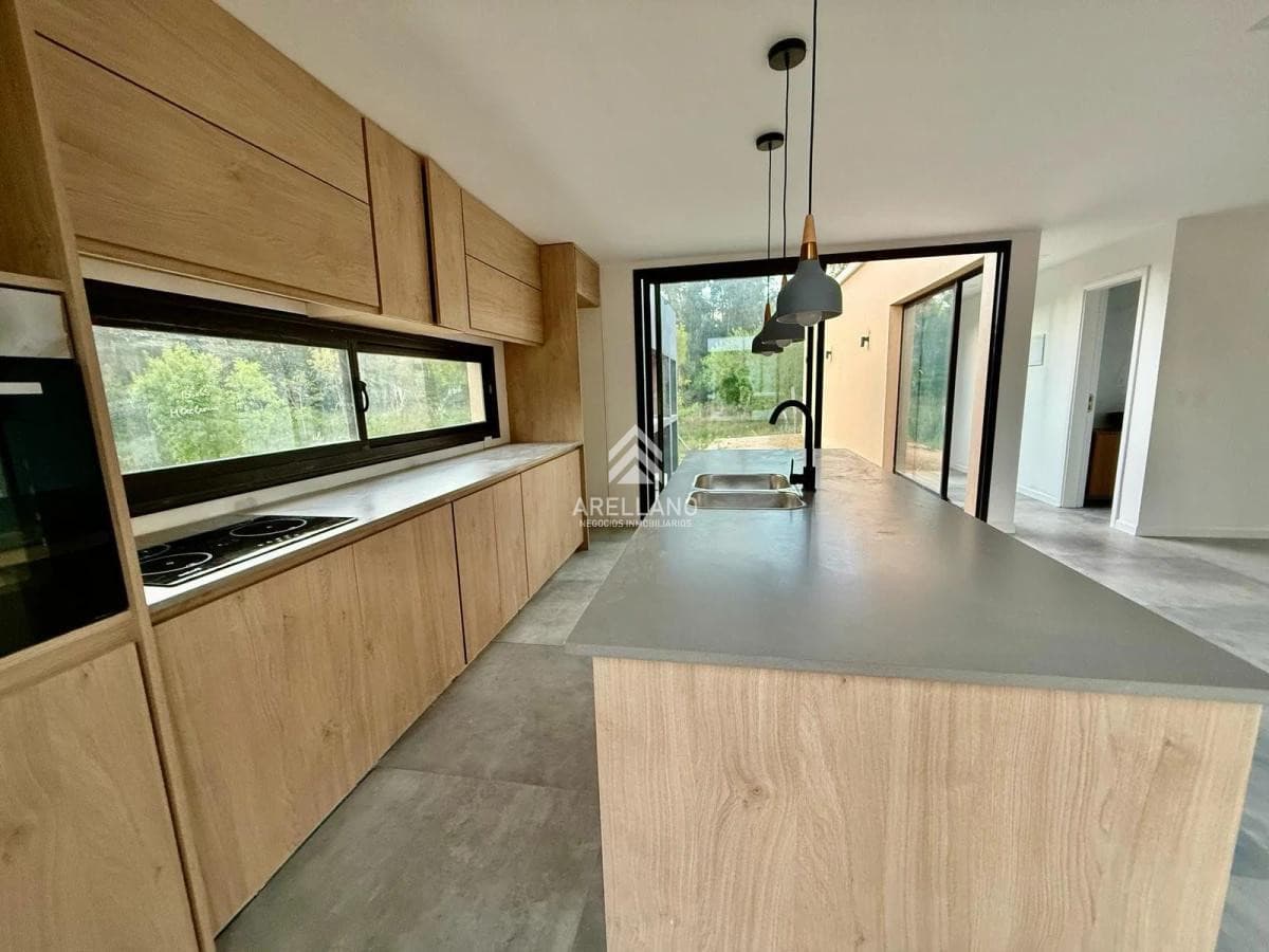 Casa ID.5373 - Venta Casa 3 dormitorios y 2 baños en El Tesoro, La Barra