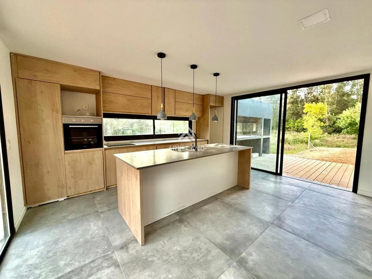 Casa ID.5373 - Venta Casa 3 dormitorios y 2 baños en El Tesoro, La Barra