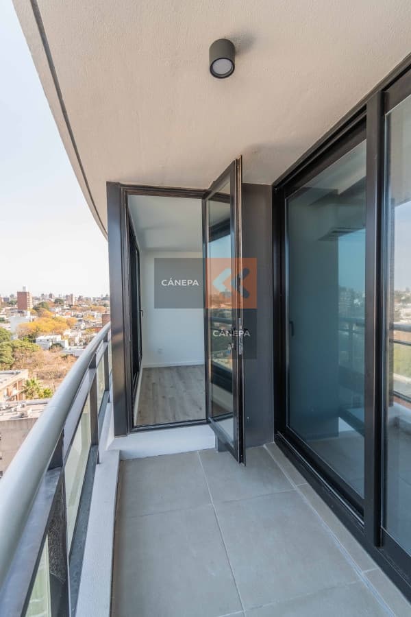 Apartamento en venta de 1 dormitorio en Buceo con garage y baulera