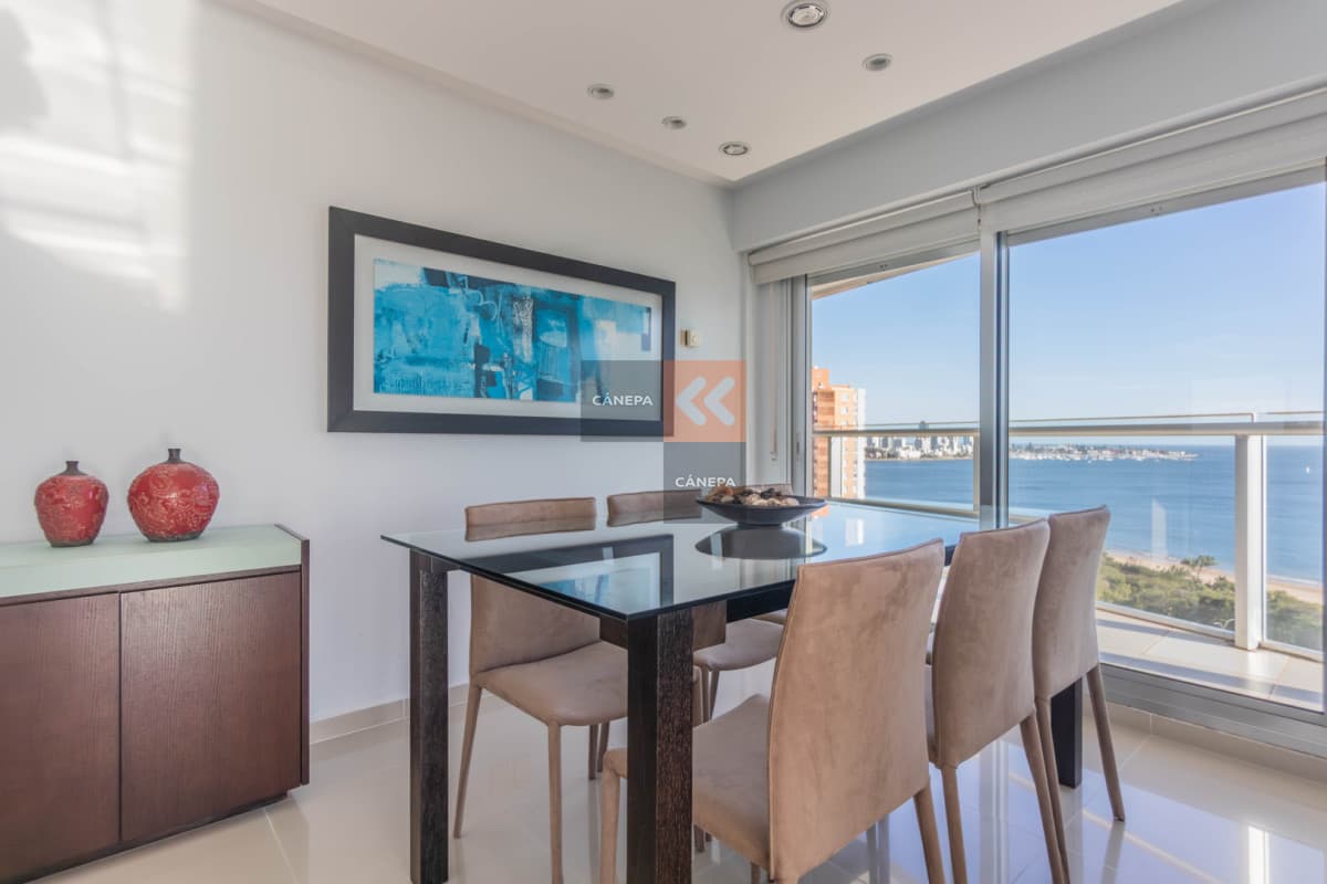 Apartamento en venta de 3 dormitorios Playa Mansa