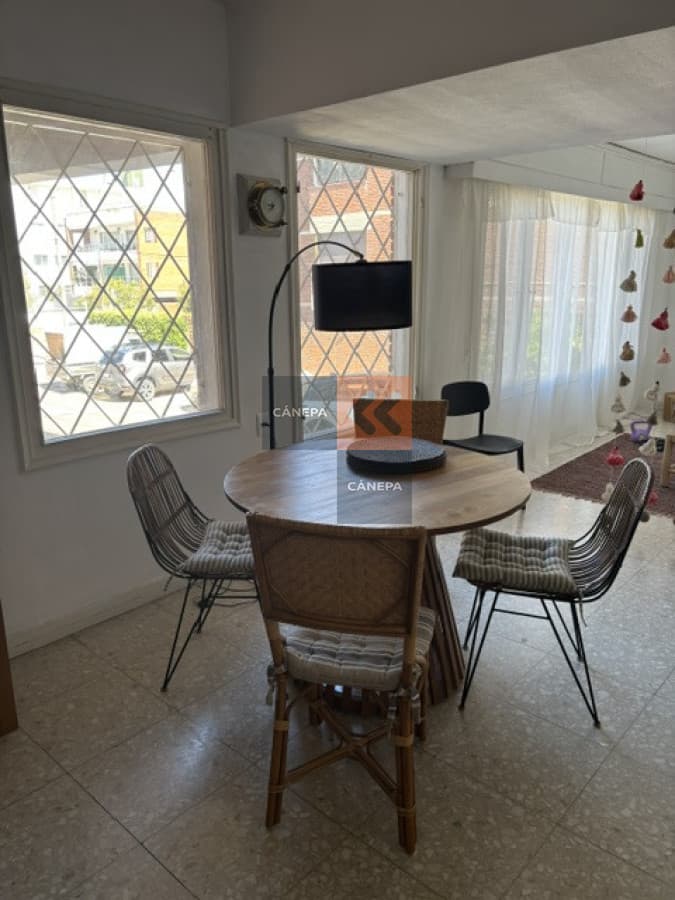 Apartamento de 2 dormitorios en alquiler temporal