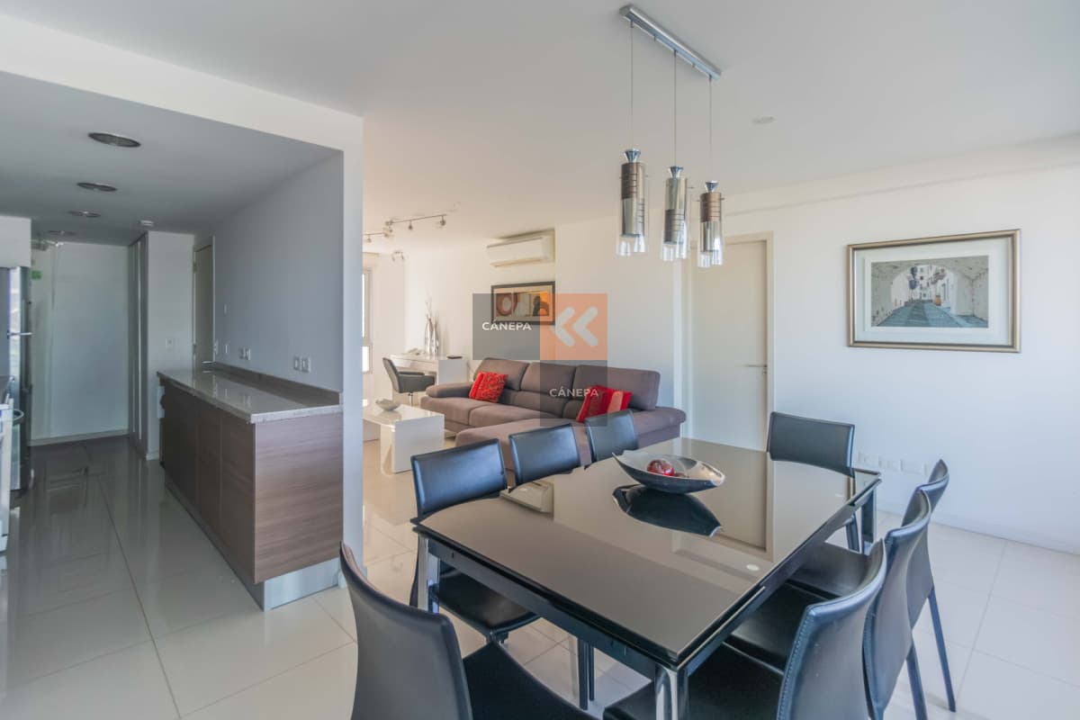 Apartamento de 3 dormitorios en venta a 1 cuadra del shopping