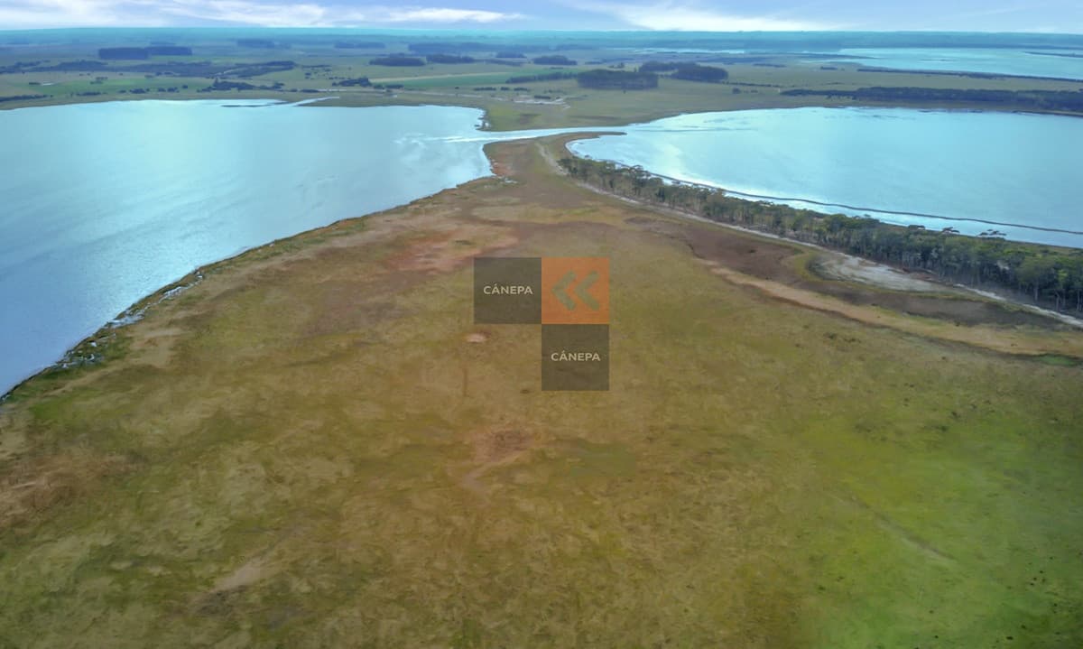 Lote a la venta en Laguna Anastasio y Laguna Garzón