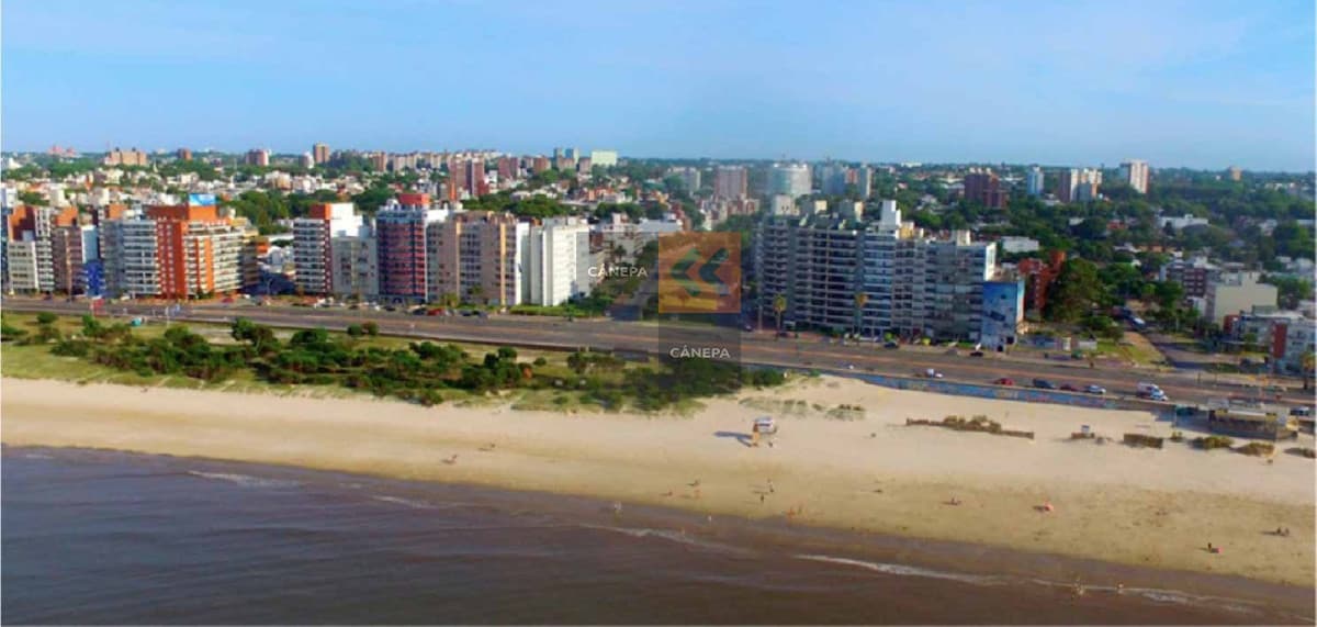 Venta con renta apartamento de 2 dormitorios en Malvin