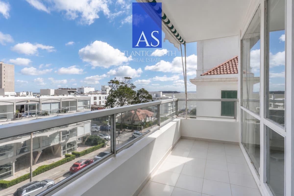 Venta departamento 1 dormitorio Península, Punta del Este