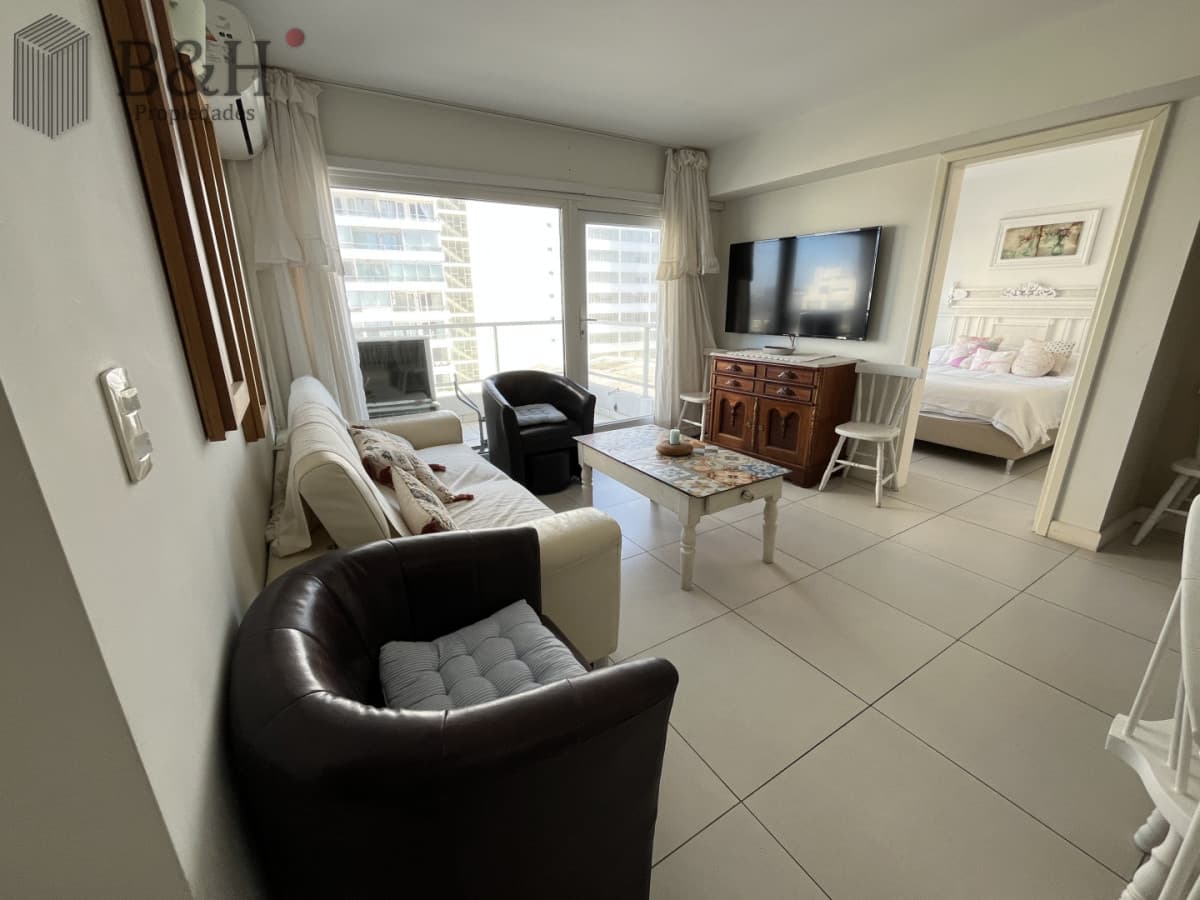 Temporada Apartamento 2 Dormitorios Península Punta del Este