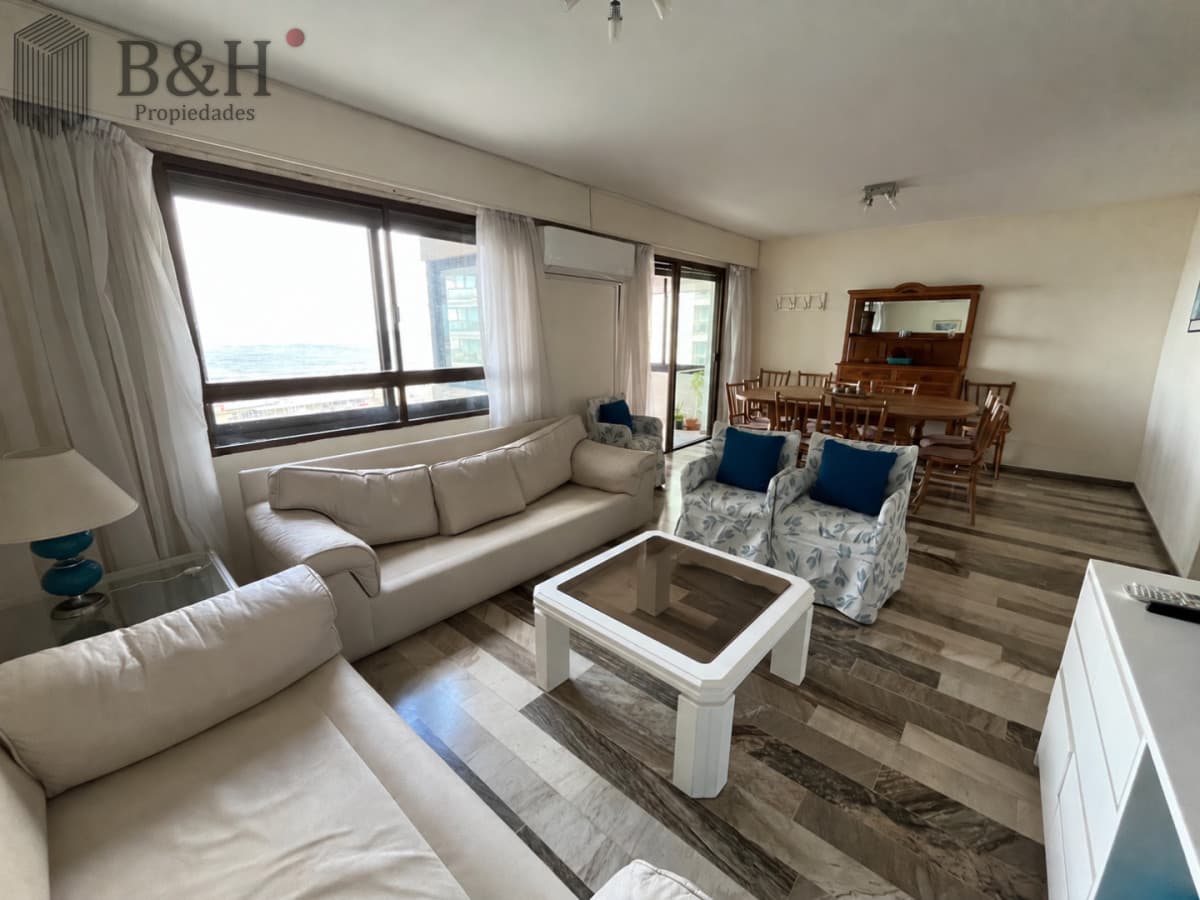 Apartamento 3 dormitorios Vista al Mar Punta del Este