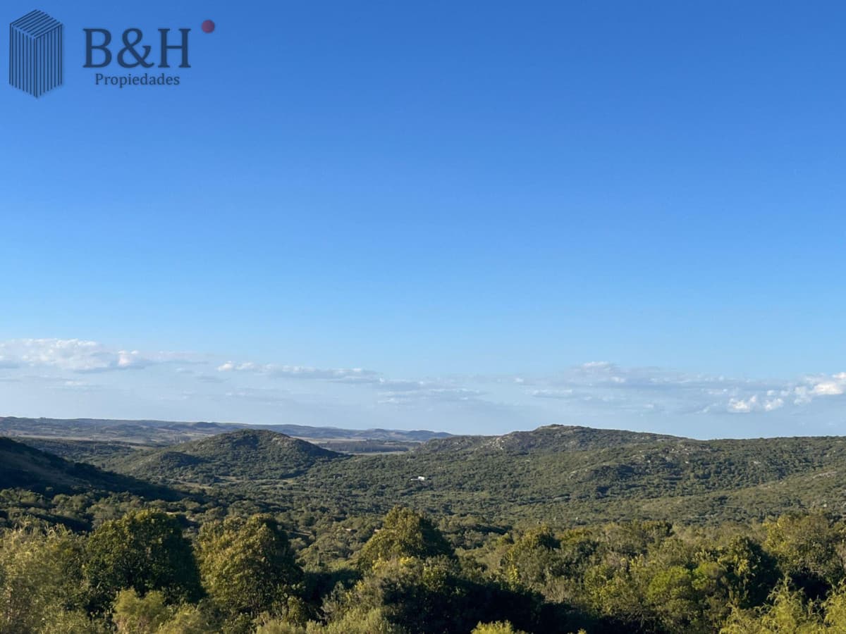 Chacra en ruta 39 antes de Aigua