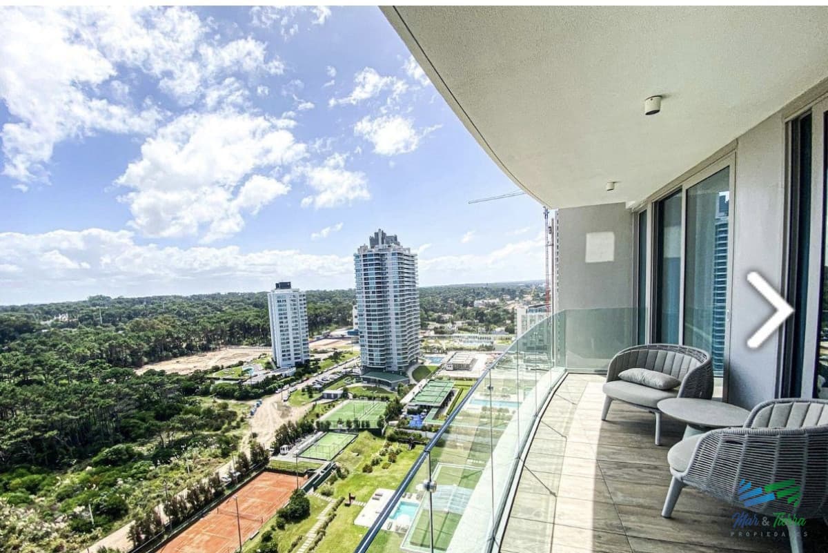Alquiler anual 1 dormitorio punta del este, Edificio full amenities PRIMERA LINEA