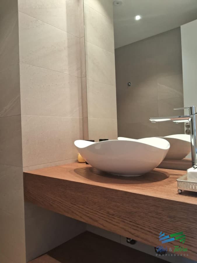 Alquiler anual 1 dormitorio punta del este, Edificio full amenities PRIMERA LINEA