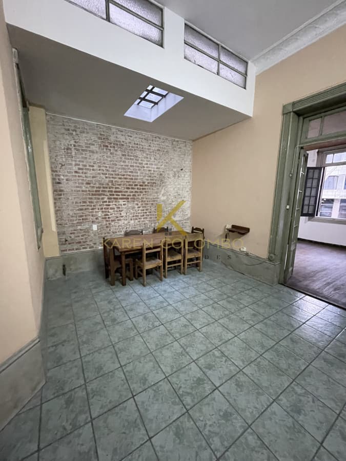 Apartamento a pasos de 18 de julio!