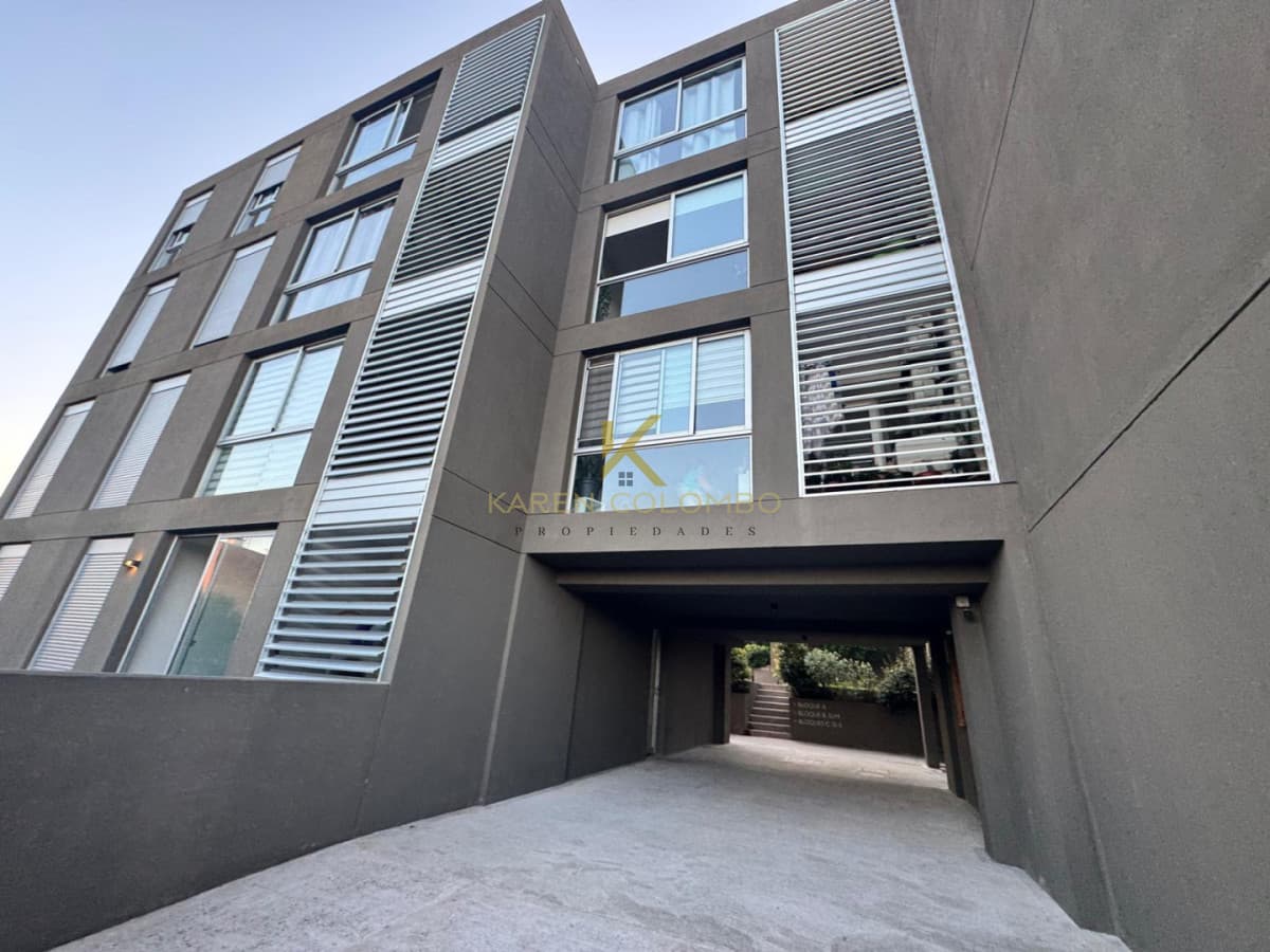 VENTA DE APARTAMENTO DE 3 DORMITORIOS MALDONADO