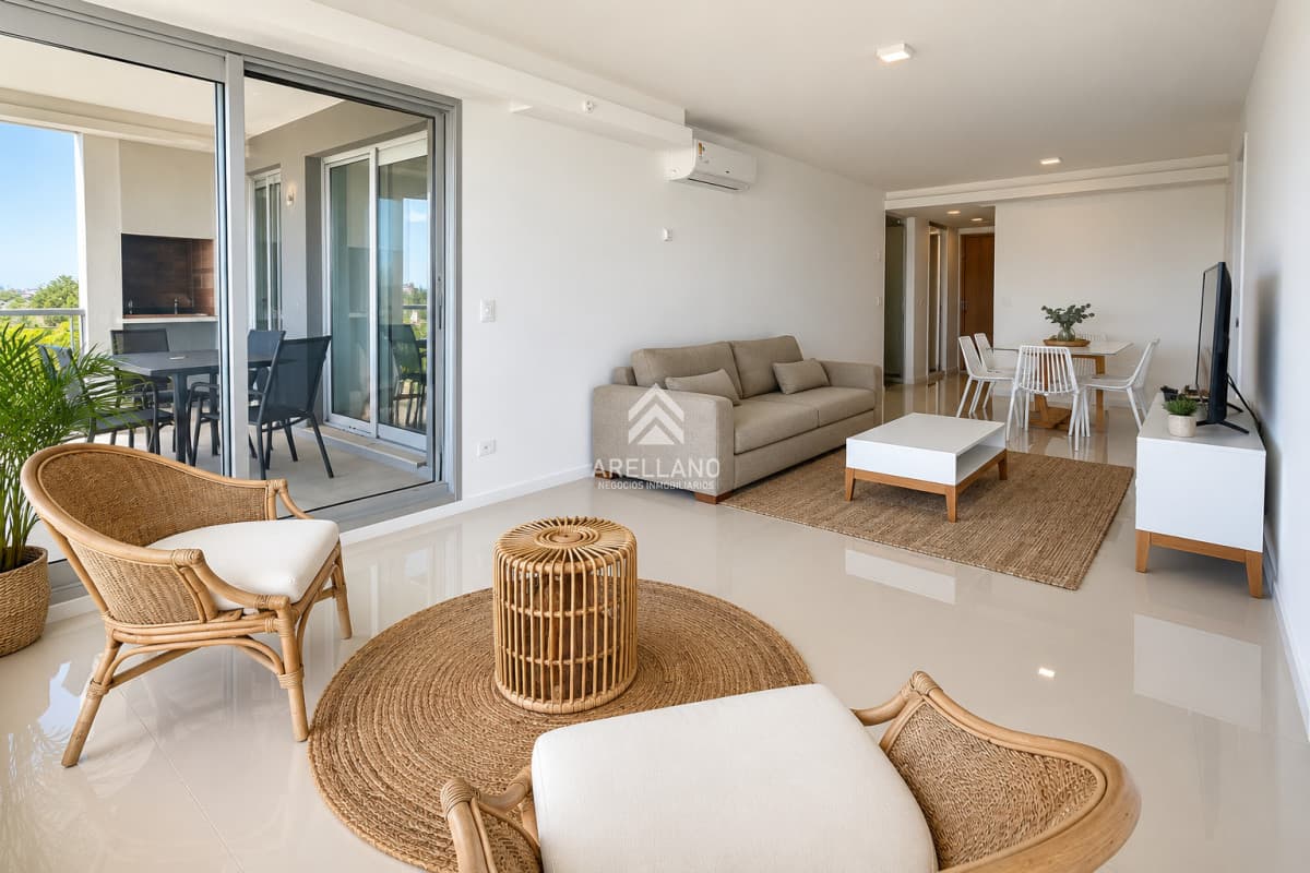 Apartamento ID.5346 - Venta apartamento 2 dormitorios playa Brava Punta del Este
