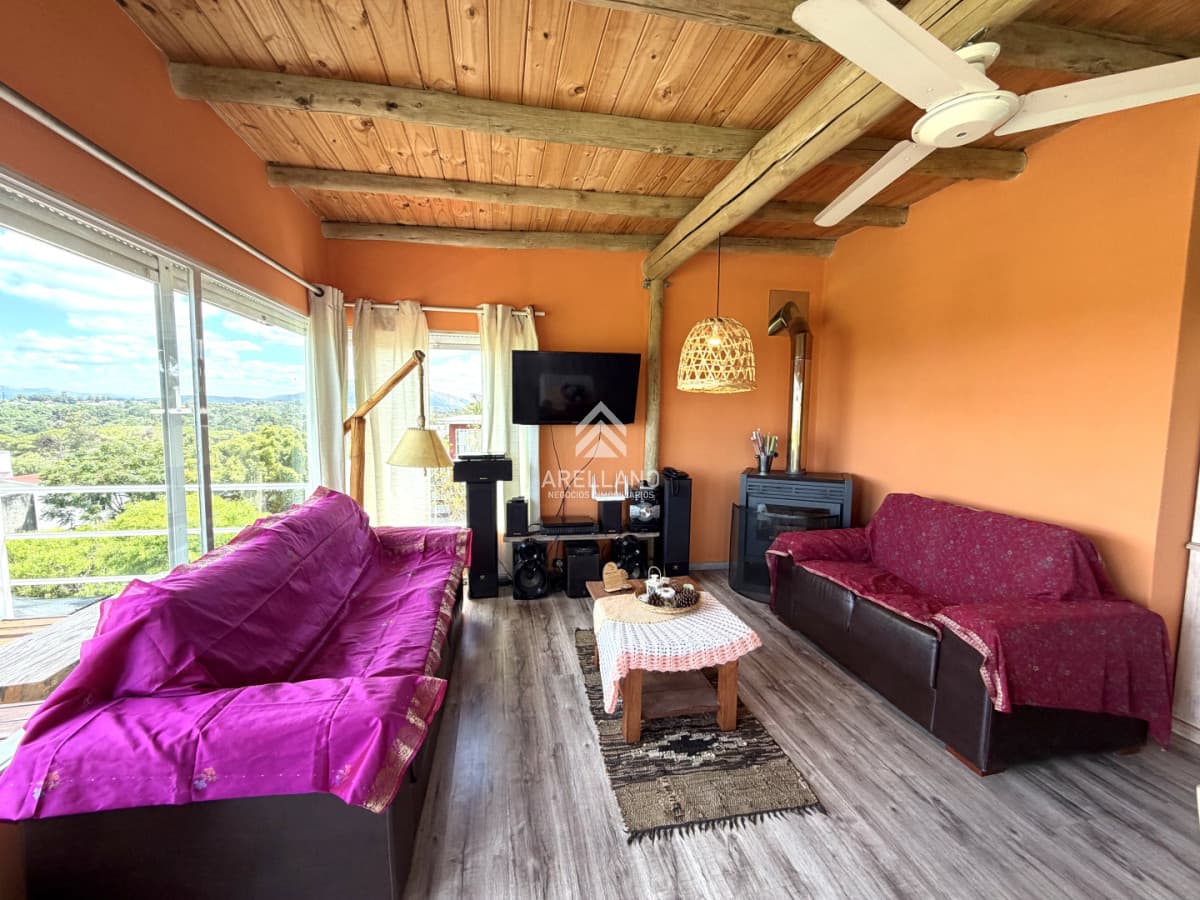 Casa ID.6195 - Venta casa 5 dormitorios en Piriapolis