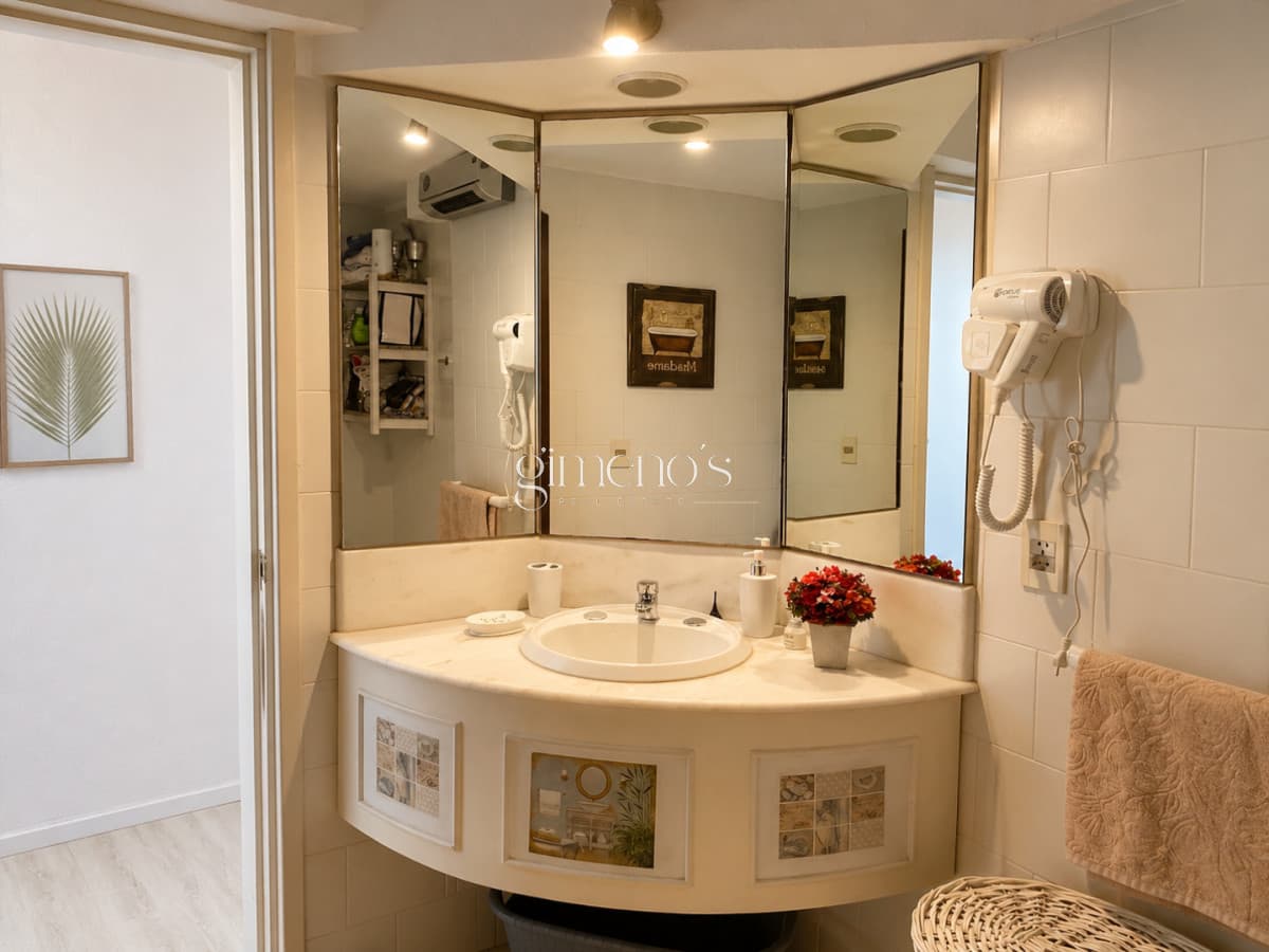 Apartamento 1 Dormitorio en venta Punta del Este - Roosevelt