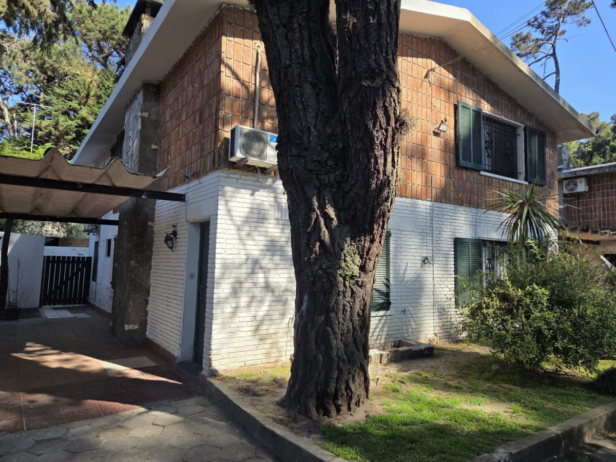 Apartamento ID.3004 - Amplio duplex -  a pocas cuadras de Roosevelt y de la Playa Mansa