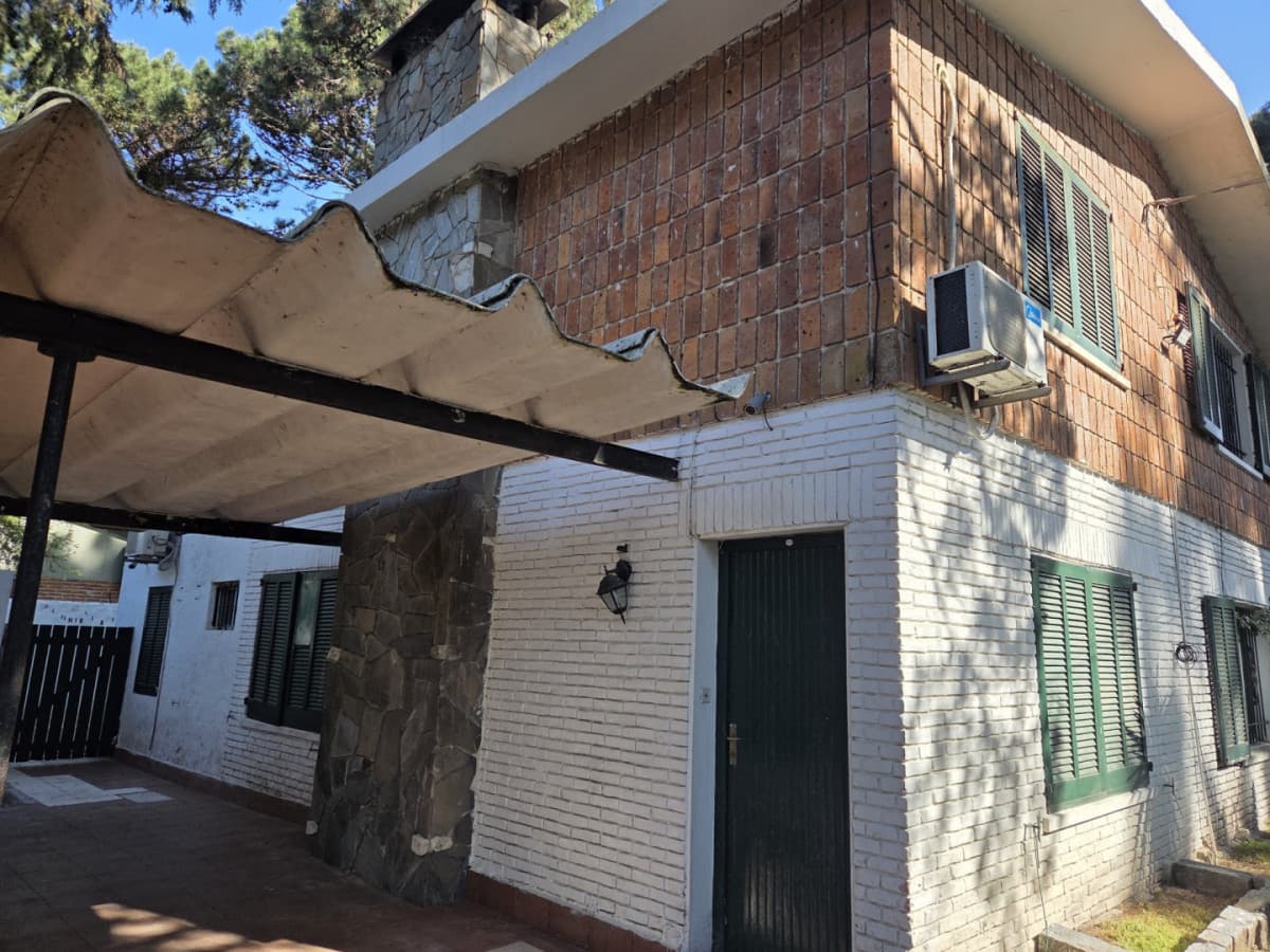 Apartamento ID.3004 - Amplio duplex -  a pocas cuadras de Roosevelt y de la Playa Mansa
