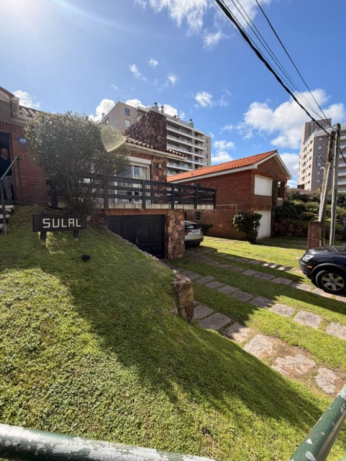 Casa ID.3000 - HERMOSA CASA EN VENTA EN AIDY GRILL