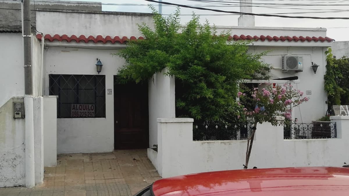 Local Comercial ID.2194 - LOCALES EN BERGALLI Y SARANDI
