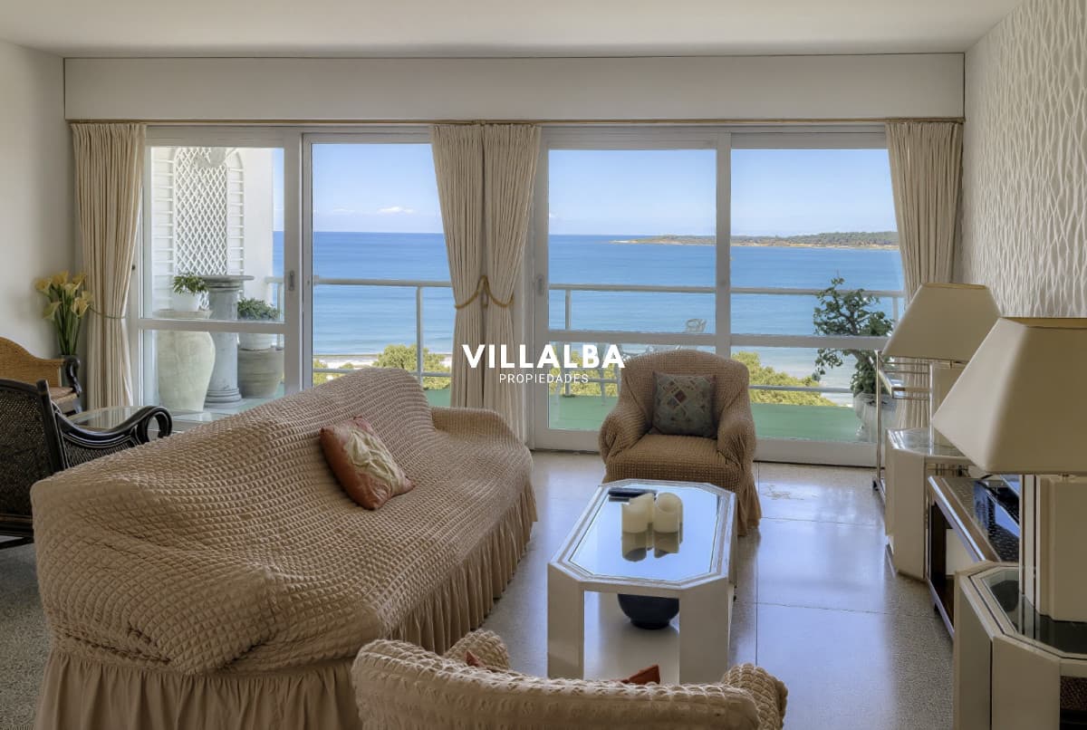 Venta Alquiler Apartamento en Punta del Este Isla de Gorriti en 1ra Línea de Mansa Reciclado 2 Dormitorios