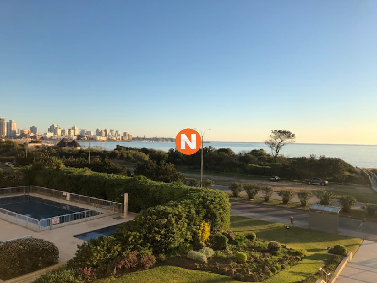 Apartamento frente al mar en Mansa, Punta del Este
