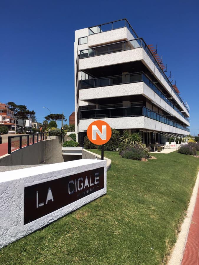 Hermoso Apartamento frente a playa Mansa