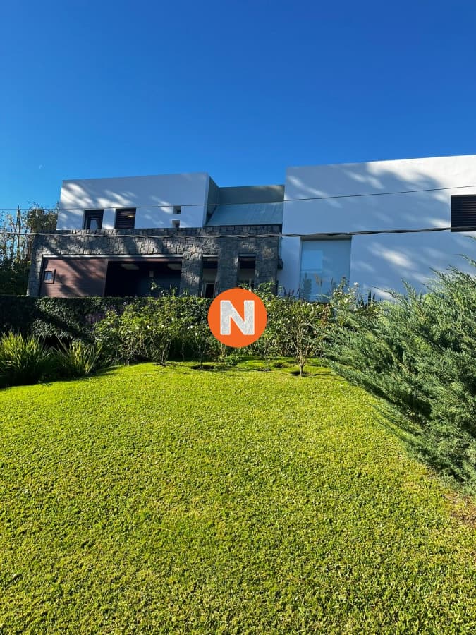 Casa en Venta y Alquiler, Rincón del Indio, Punta del Este, ...