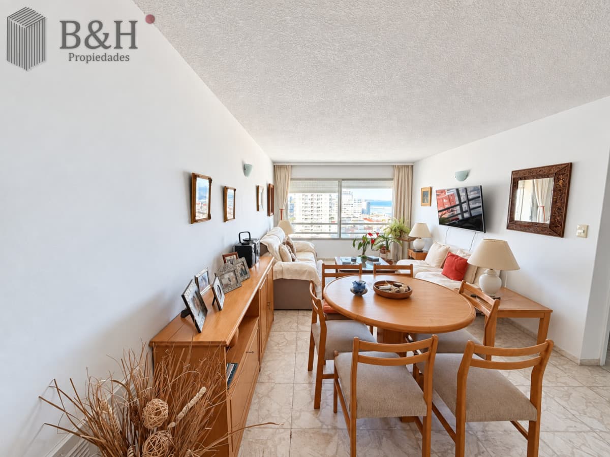 Apartamento en Venta y Alquiler, Peninsula, Punta del Este, 1 Dormitorios.