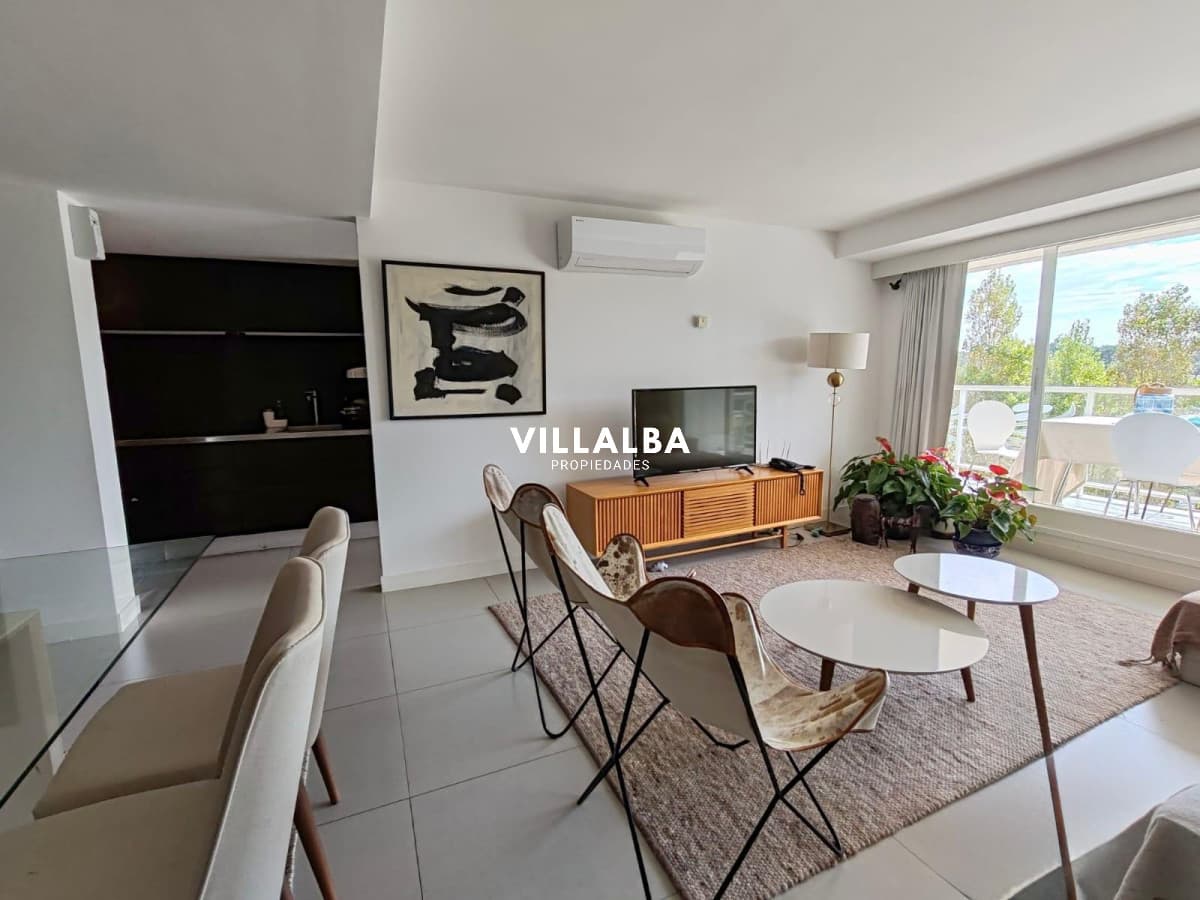 En venta apto 3 dormitorios en torre de categoría