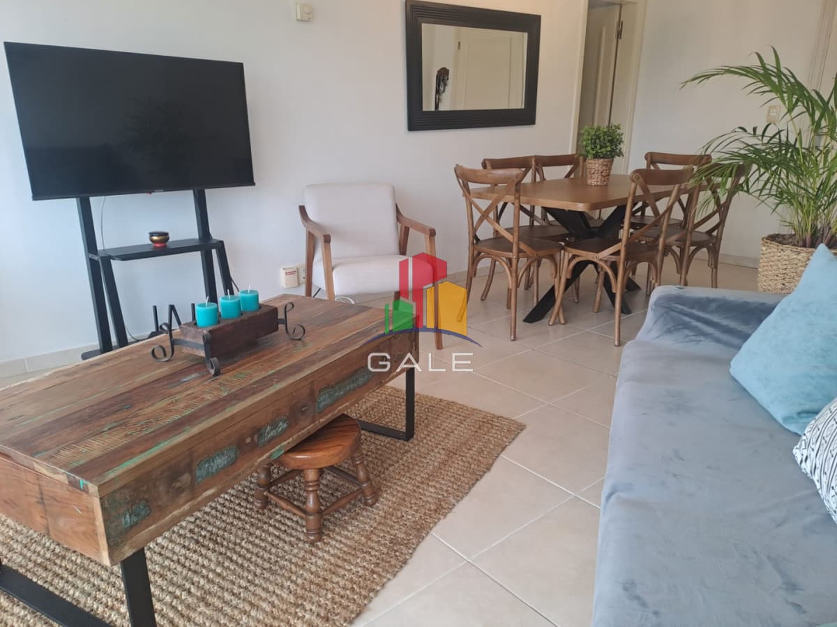 Excelente apartamento con vistas a playa brava!  -
