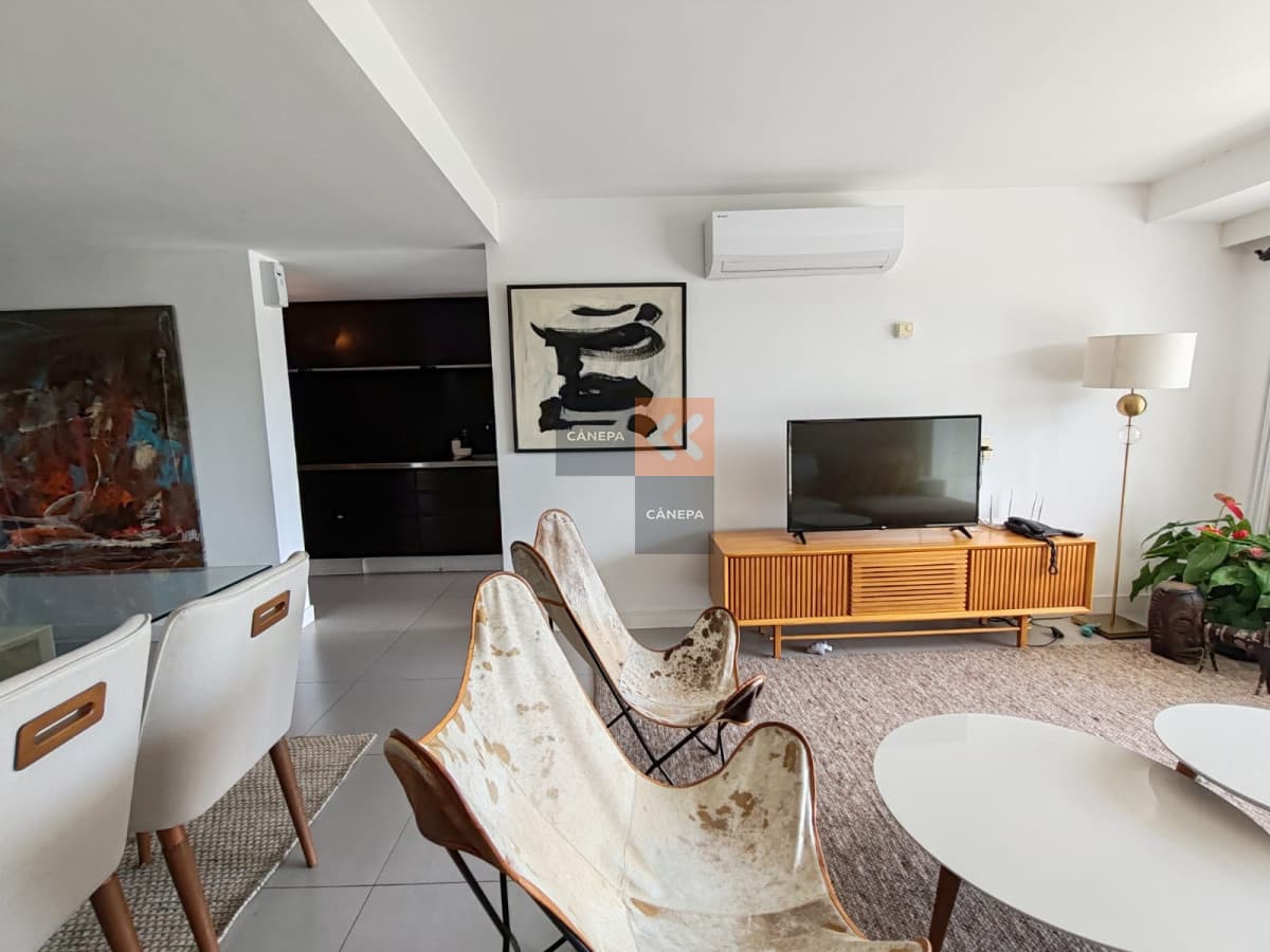 En venta apto 3 dormitorios en torre de categoría