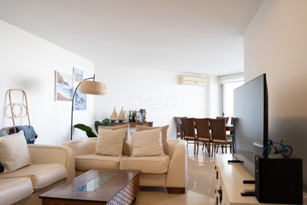 Venta Apartamento 3 dormitorios y dependencia - Playa Brava - Punta del Este