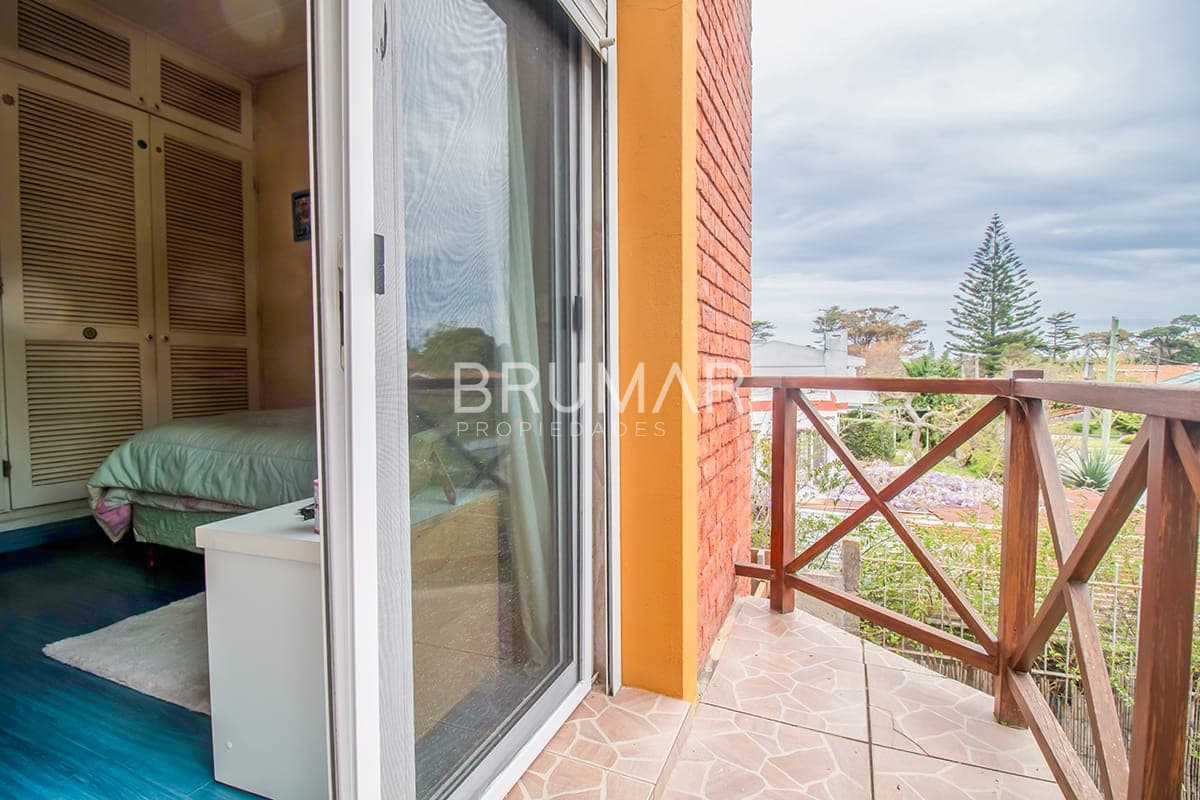 Venta casa en oportunidad a pasos de playa mansa.