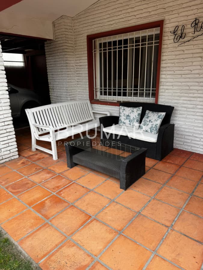 CASA 3Dorm. PLAYA MANSA POCAS CUADRAS DEL MAR  -