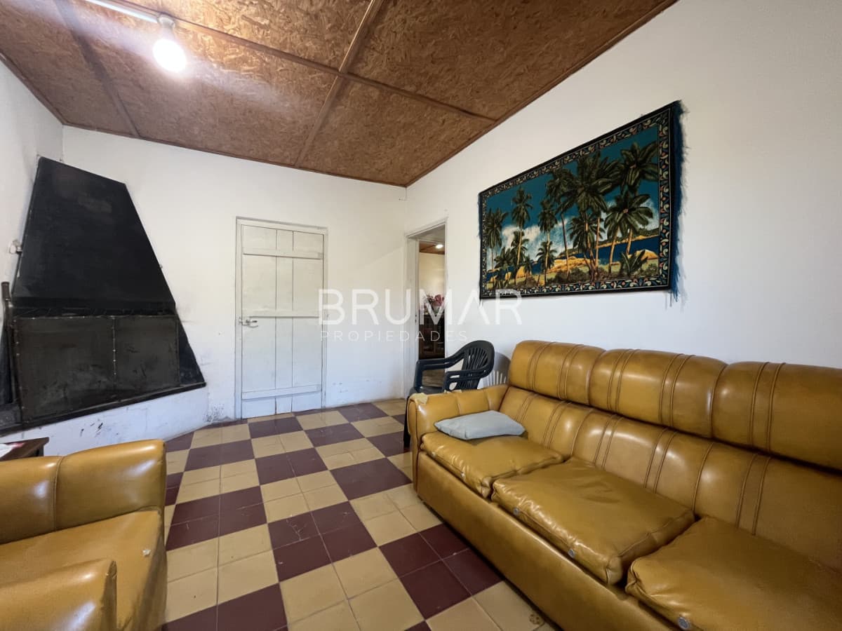 Casa con terreno adicional en ubicación estratégica, cerca de Paysandú y Termas de Guaviyú
