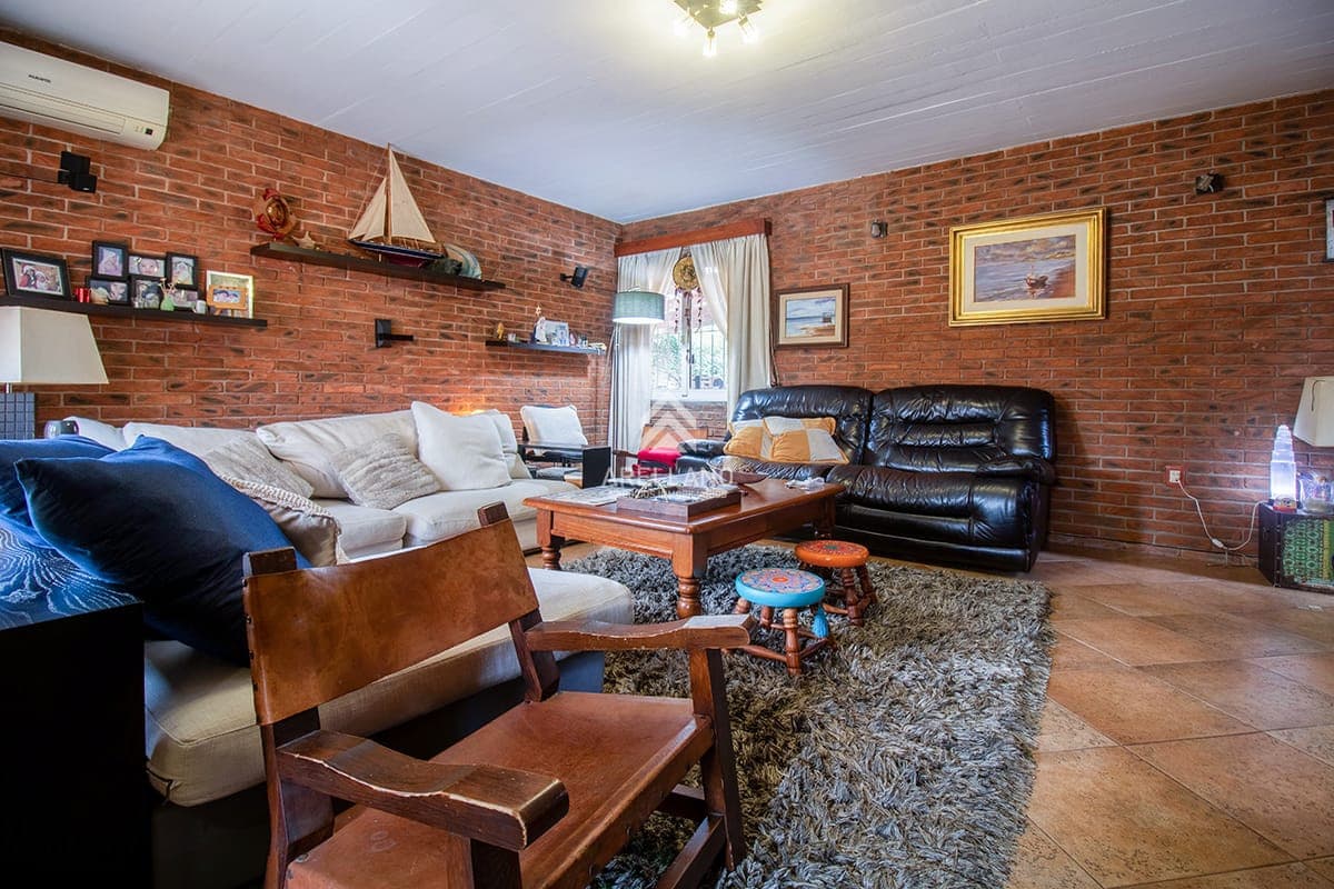 Casa ID.5400 - Venta casa en oportunidad a pasos de playa mansa.