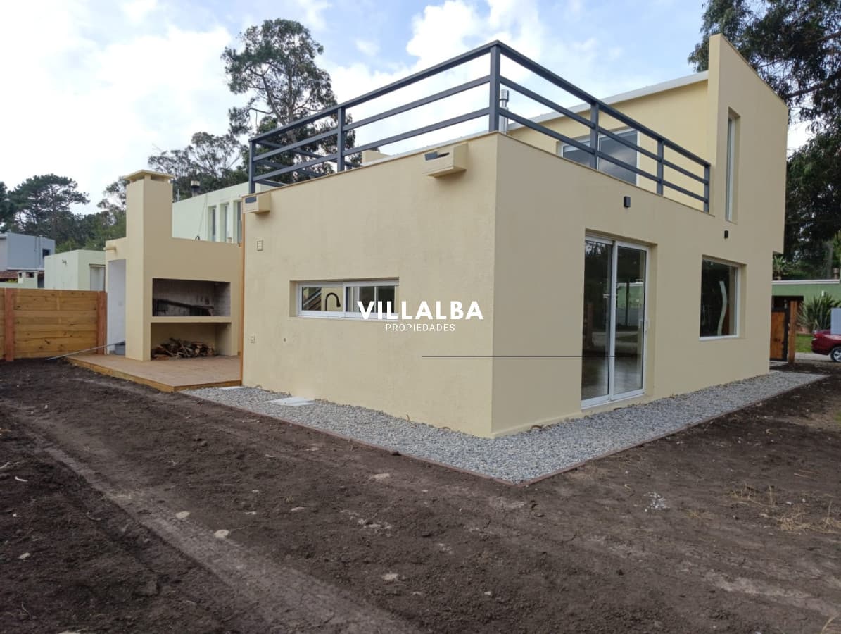 Venta pinares 3 dormitorios