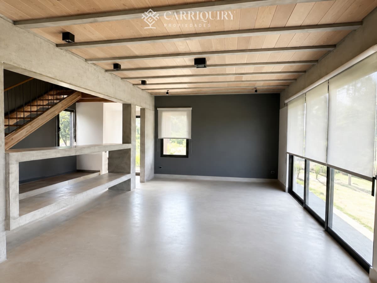 Casa alquiler anual 3 dormitorios Golf sin muebles   -