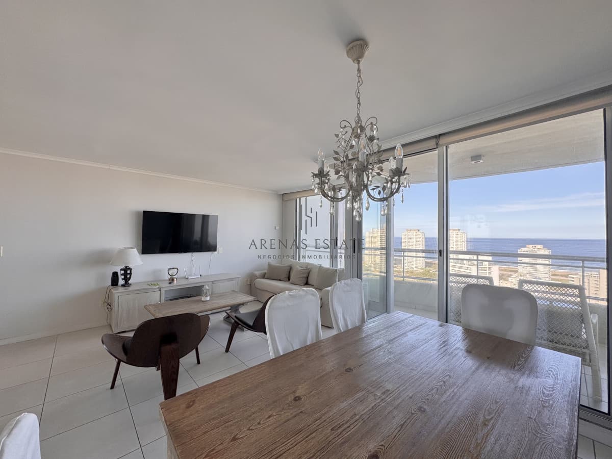 Apartamento ID.4793 - Apartamento en venta 2 dormitorios Aidy Grill Punta del Este Ocean Drive piso alto vista al mar