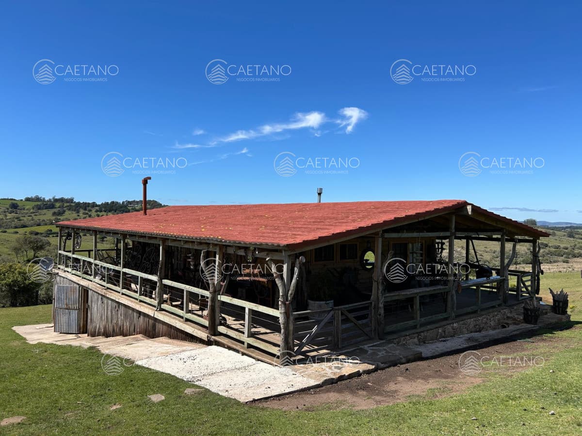 Chacra en Pueblo Edén 11ha