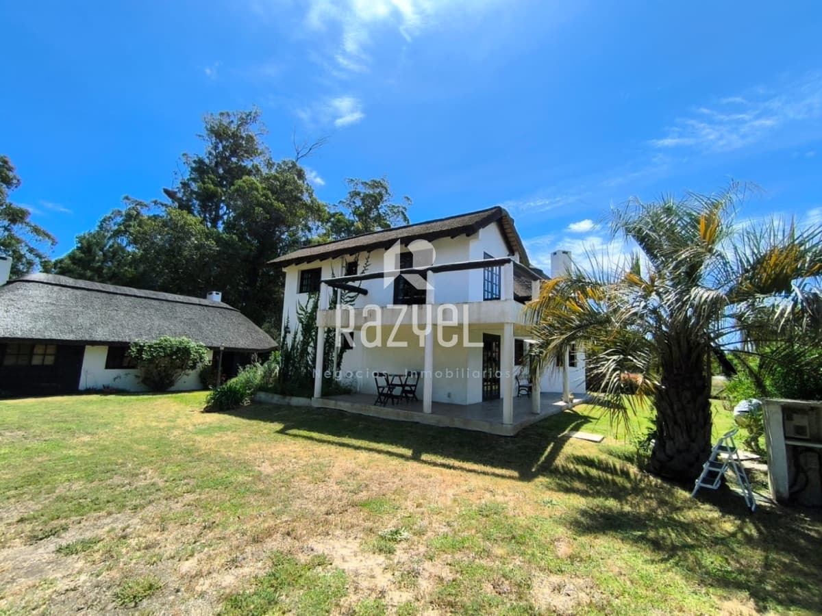 Casa ID.1153 - Casa en Venta. Pinares