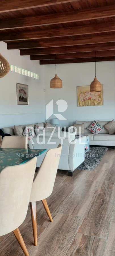 Chacra ID.1194 - Venta Chacra de 5 has. Altos de Marelli  con casa Principal , Barbacoa , Galpon y piscina