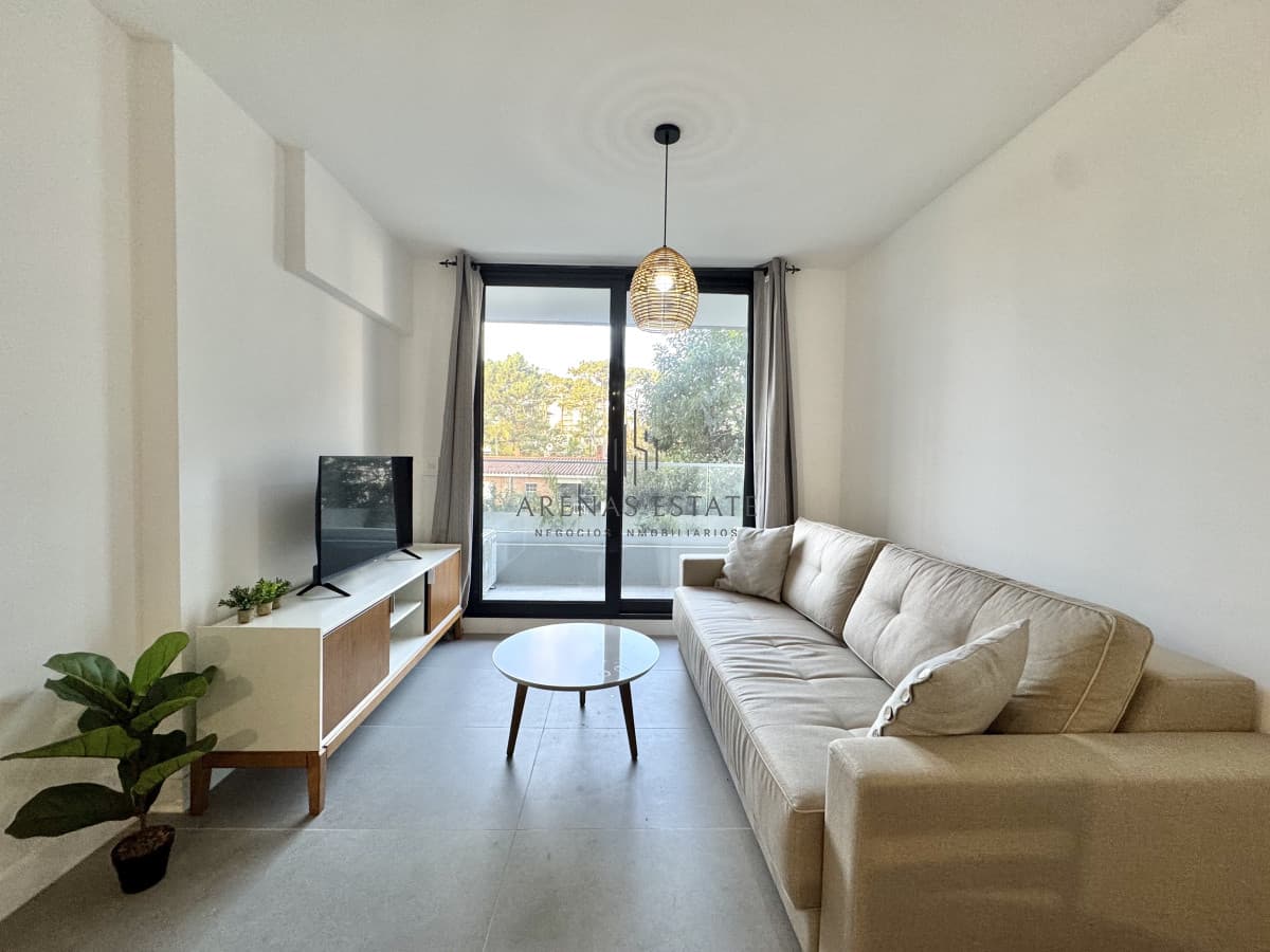 Apartamento ID.3897 - Departamento 1 dormitorio y medio en Torre Moderna, Punta del Este
