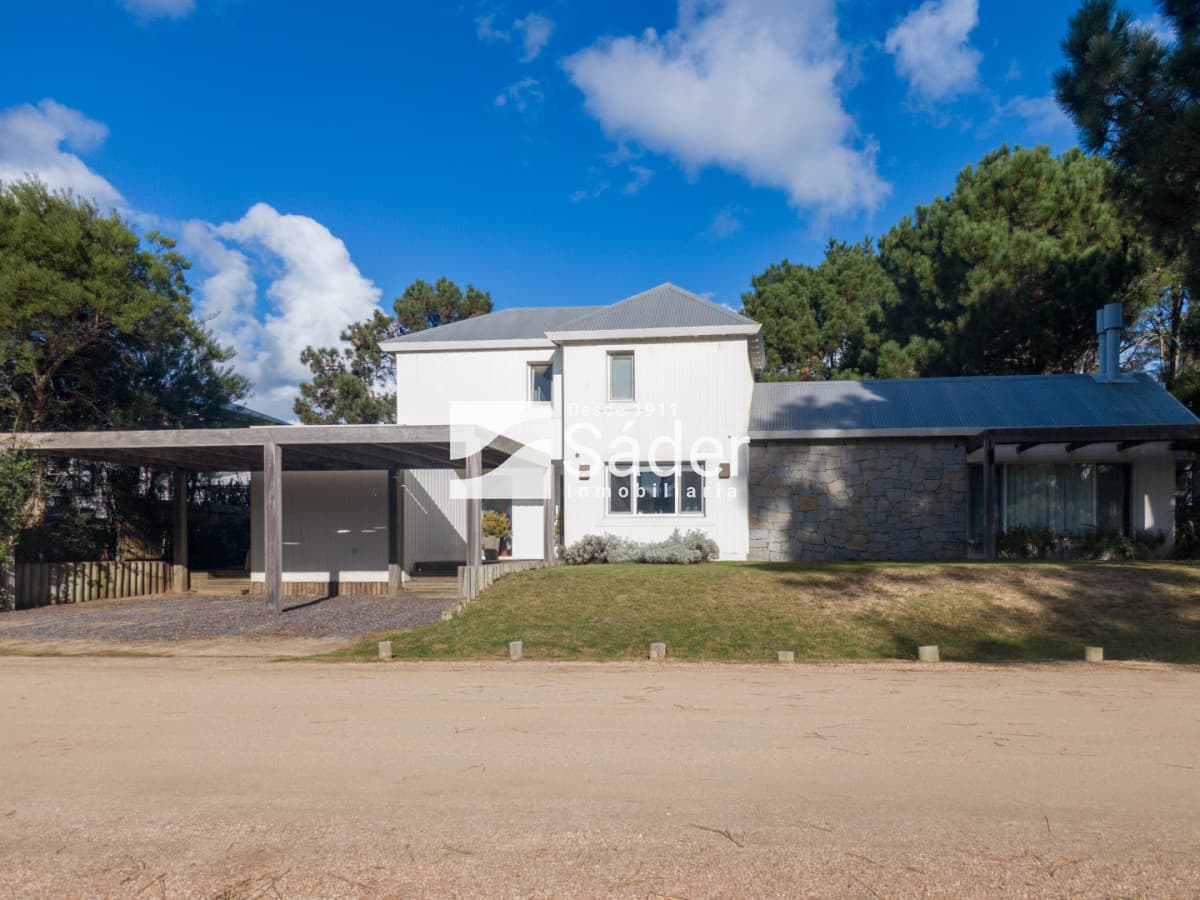 Casa en Pinar del Faro. 4 dorm. Venta y Alquiler de Temporada