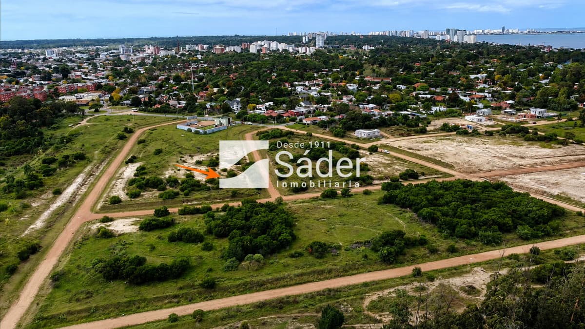 Lote en Venta Barrio Sausalito. Apto Vivienda, Locales u Oficinas
