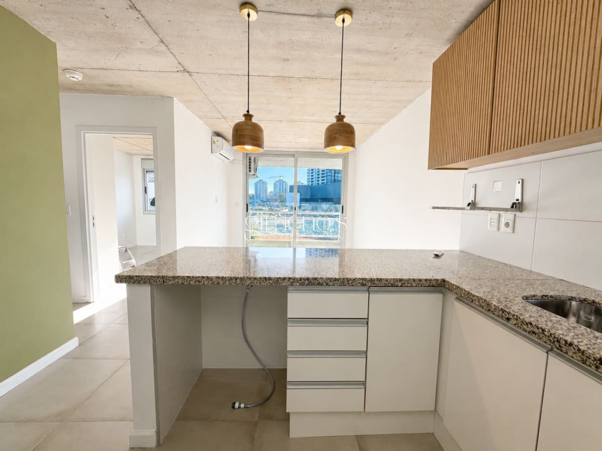 Apartamento 2 dormitorios 1 baño en Venta zona Shopping Atlantico - Maldoando