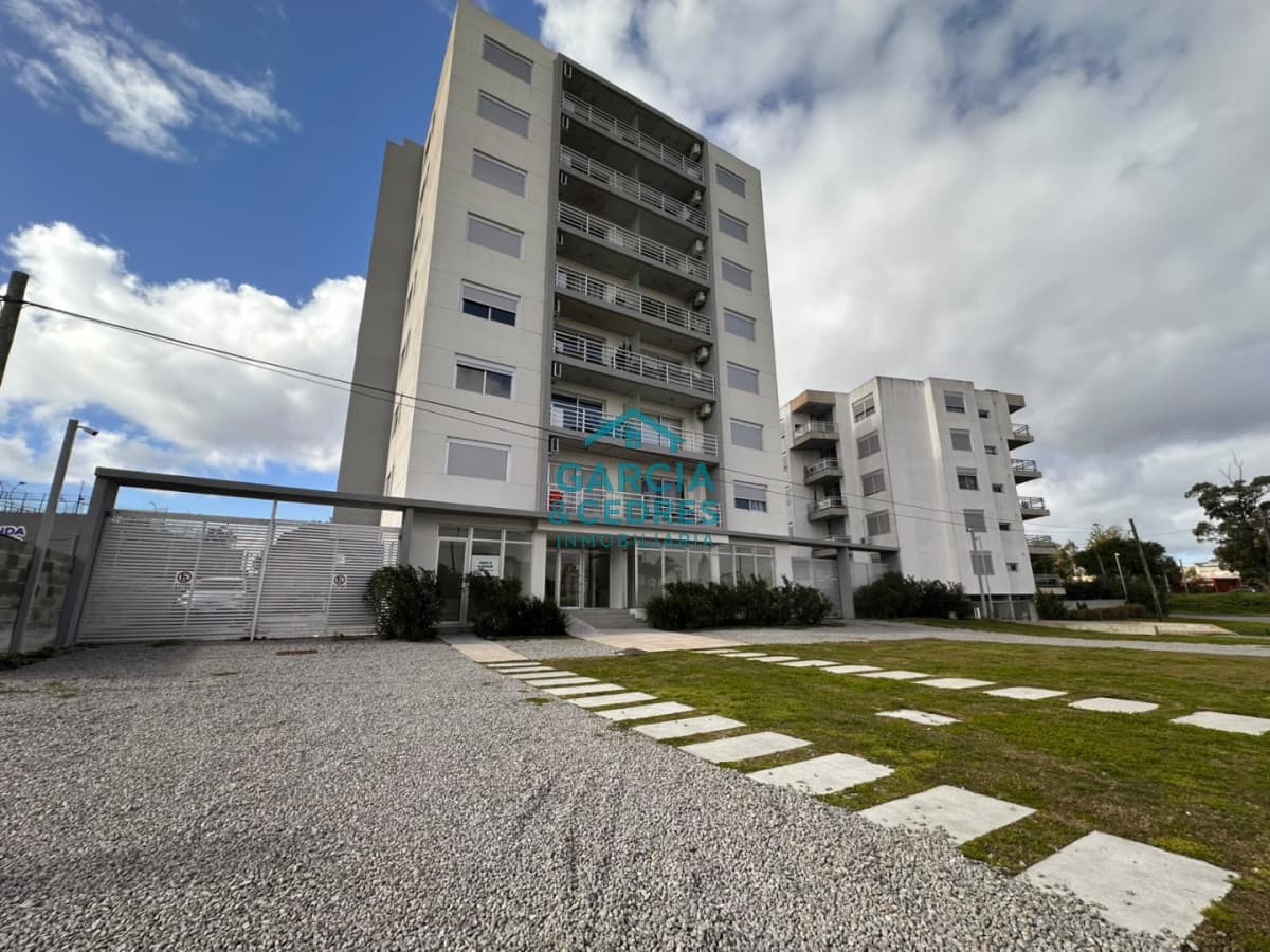 APARTAMENTO en VENTA, Penthouse frente a Atlantico Shopping Punta del Este