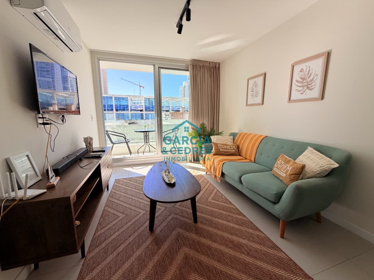 Apartamento de 1 dormitorio en Playa Mansa - Parada 4
