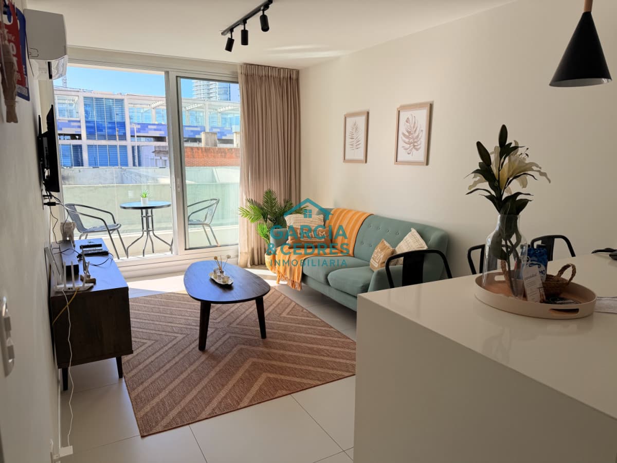 Apartamento de 1 dormitorio en Playa Mansa - Parada 4
