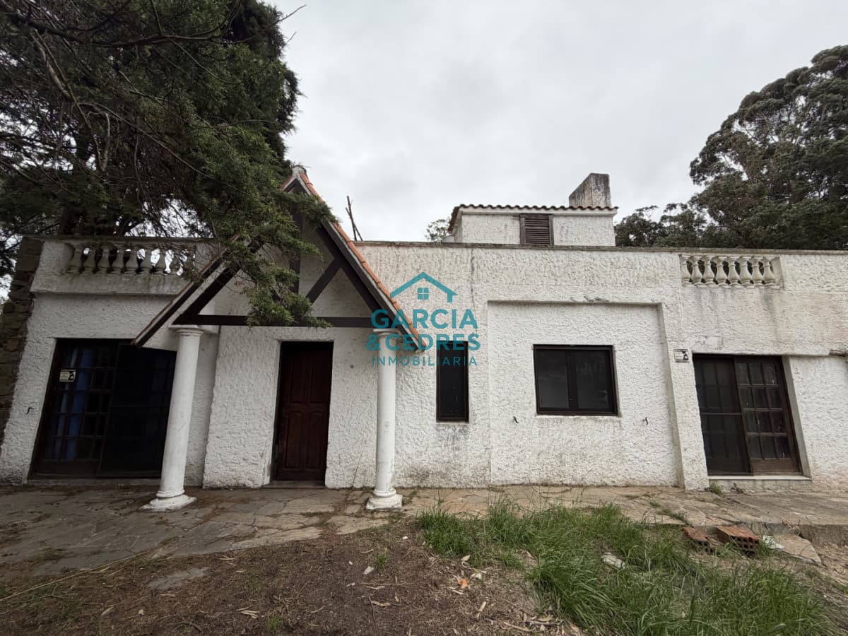 Casa para reciclar en Pinares - Parada 27